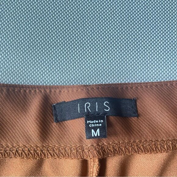 IRIS Chocolate Flare Polyester Pants Women’s Size Medium NWT - Picture 11 of 13